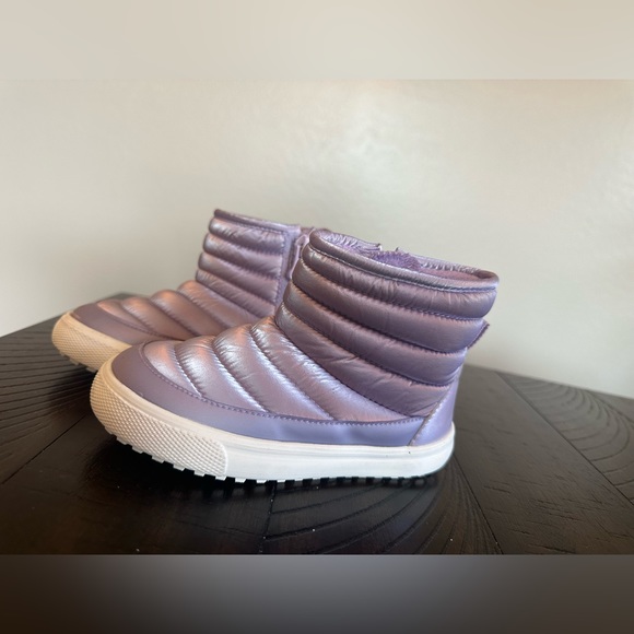 Toddler Girls' Ainsley Zipper Slip-On Booties - Cat & Jack Purple - size 8 - Picture 3 of 8